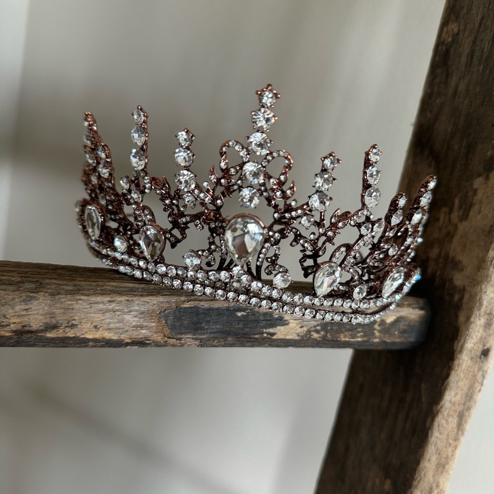 SweetV Bronze Tiara NIB